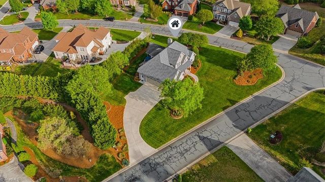 116 Kiawah Island Drive, Winston-salem, NC 27107