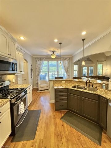 116 Kiawah Island Drive, Winston-salem, NC 27107