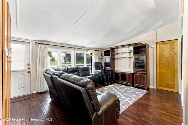 7608 W Otter Street, Homosassa, FL 34446