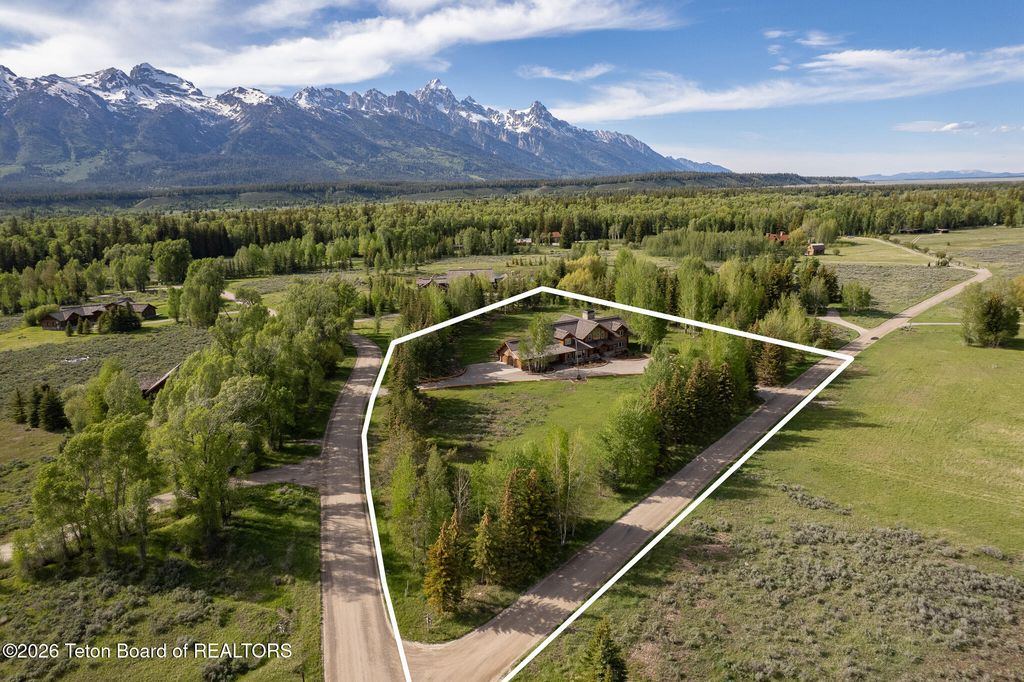 10285 N FERN Lane, Jackson, WY 83001 photo 5