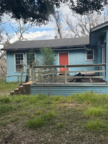 2941 Cr-352, Brazoria, TX 77422