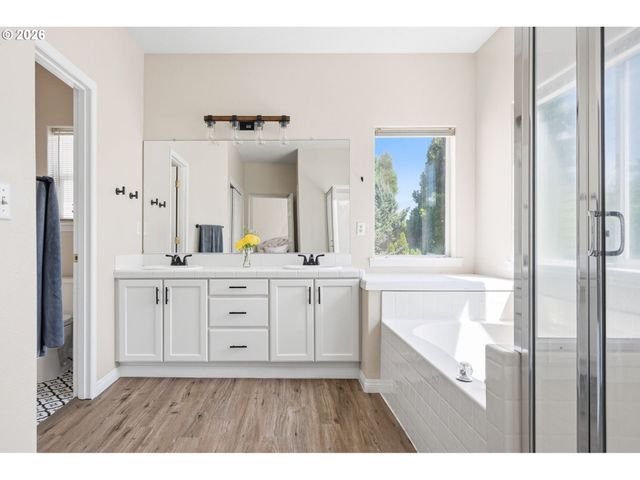 2264 Ne 14TH Pl, Hillsboro, OR 97124
