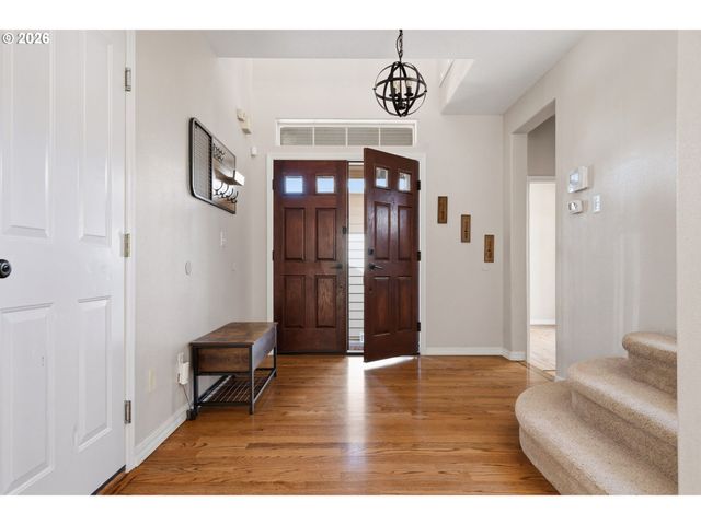 2264 Ne 14TH Pl, Hillsboro, OR 97124
