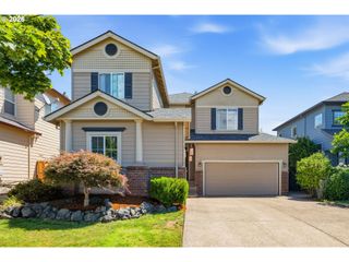 2264 Ne 14TH Pl, Hillsboro, OR 97124