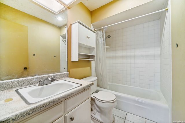 1819 Babcock Rd Apt 410D, San Antonio, TX 78229