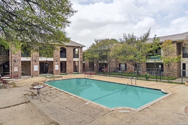 1819 Babcock Rd Apt 410D, San Antonio, TX 78229