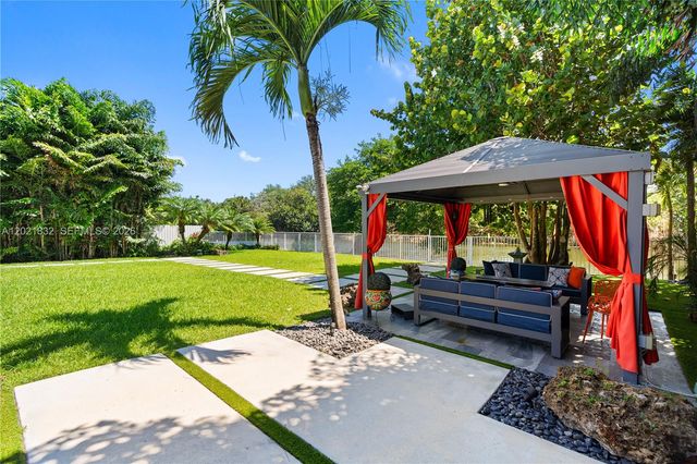 14441 S Biscayne River Rd, Miami, FL 33161