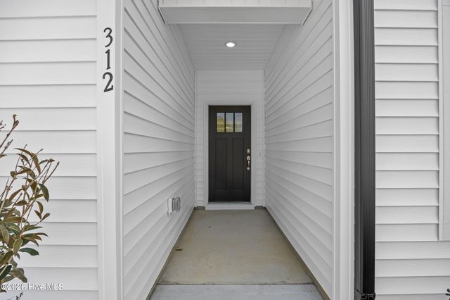 405 Alice Lane, Burgaw, NC 28425