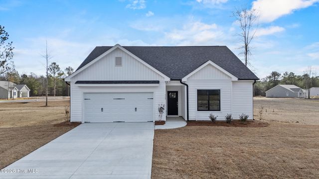 405 Alice Lane, Burgaw, NC 28425