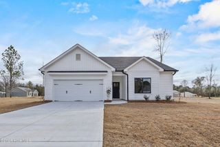 405 Alice Lane, Burgaw, NC 28425