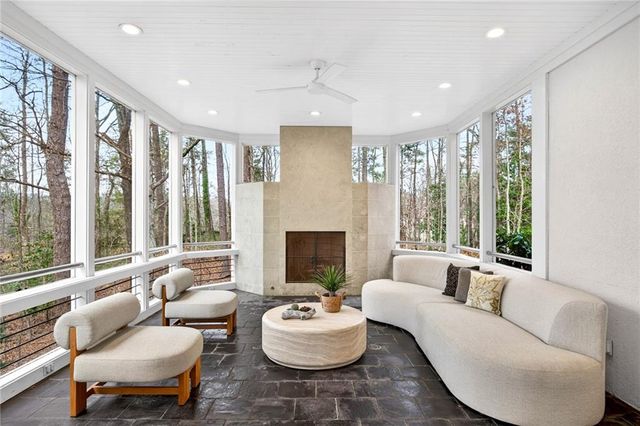 230 N Chambord NW Drive, Atlanta, GA 30327