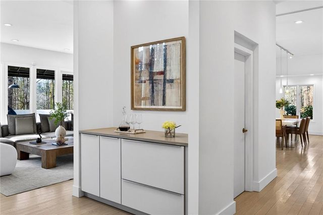 230 N Chambord NW Drive, Atlanta, GA 30327