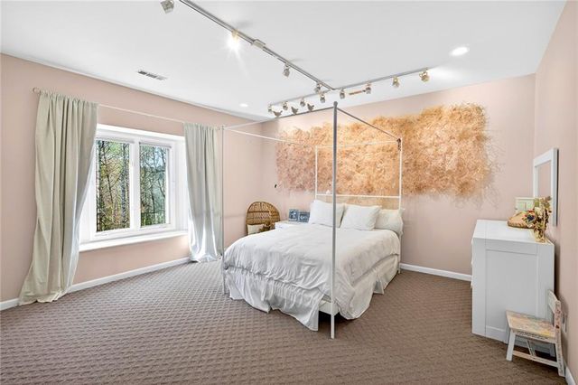 230 N Chambord NW Drive, Atlanta, GA 30327