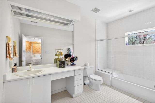 230 N Chambord NW Drive, Atlanta, GA 30327