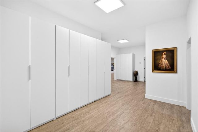 230 N Chambord NW Drive, Atlanta, GA 30327