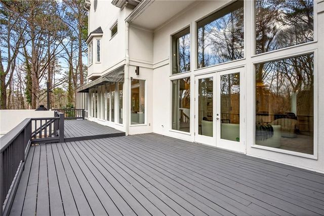 230 N Chambord NW Drive, Atlanta, GA 30327