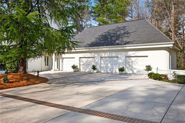 230 N Chambord NW Drive, Atlanta, GA 30327