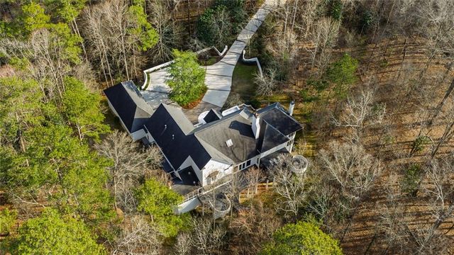 230 N Chambord NW Drive, Atlanta, GA 30327