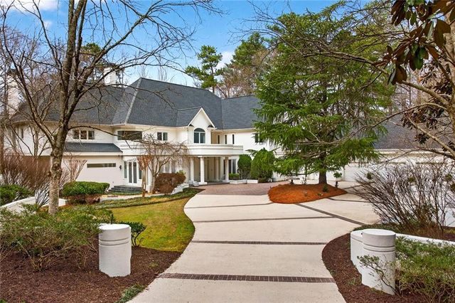 230 N Chambord NW Drive, Atlanta, GA 30327