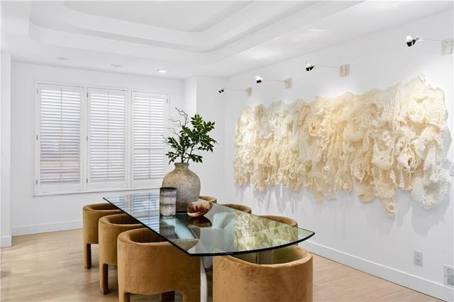 230 N Chambord NW Drive, Atlanta, GA 30327