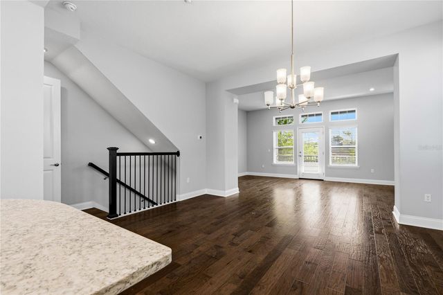 858 N THORNTON AVENUE, Orlando, FL 32803