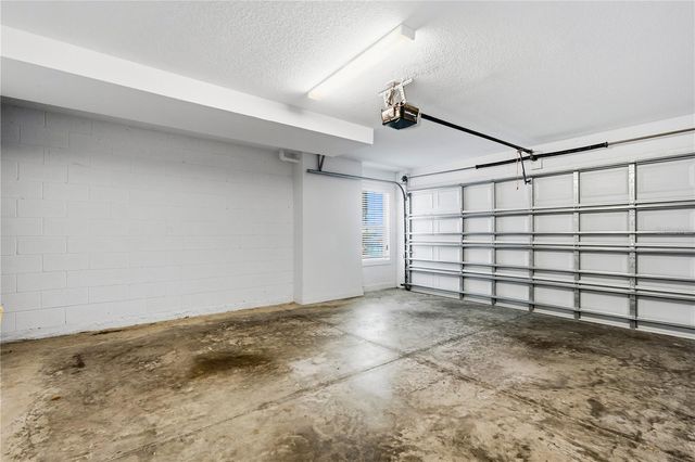 858 N THORNTON AVENUE, Orlando, FL 32803
