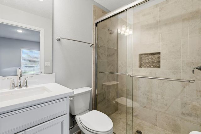 858 N THORNTON AVENUE, Orlando, FL 32803