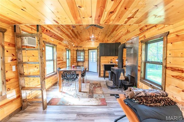 10900 County Road 3600, St James, MO 65559