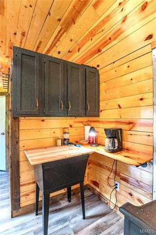 10900 County Road 3600, St James, MO 65559