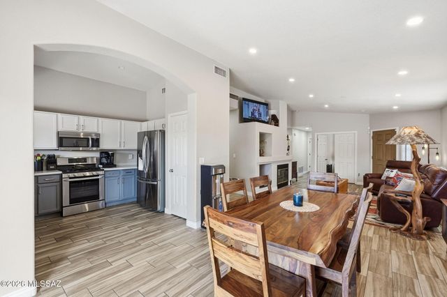 10356 E Danwood Way, Tucson, AZ 85747