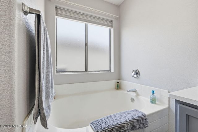10356 E Danwood Way, Tucson, AZ 85747