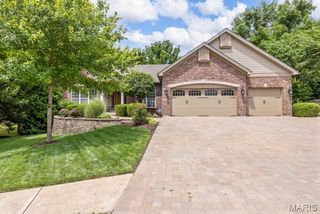 95 Charbonier Bluffs Drive, Florissant, MO 63031