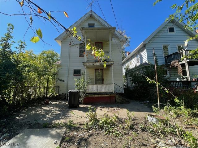 677 Eddy Road, Cleveland, OH 44108