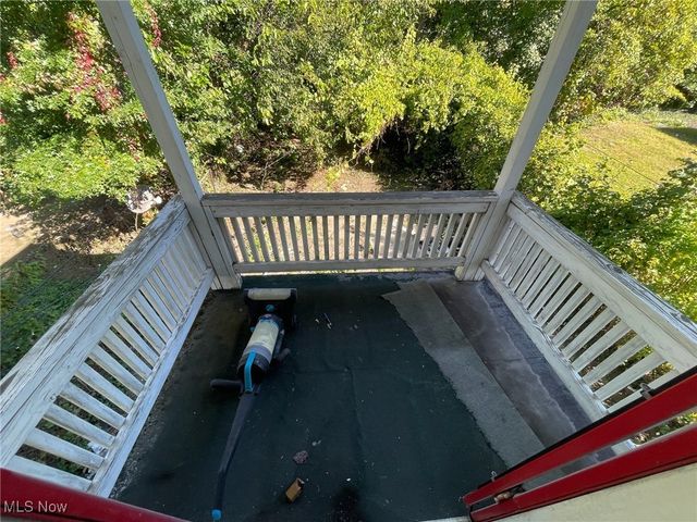 677 Eddy Road, Cleveland, OH 44108