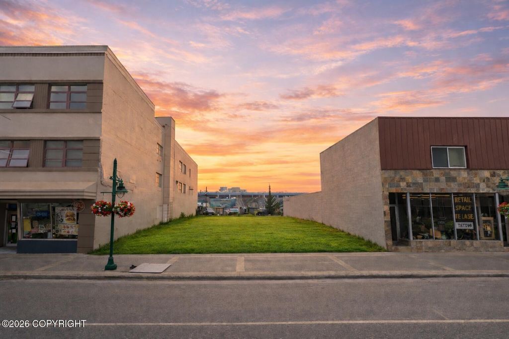 327 W 5th Avenue, Anchorage, AK 99501