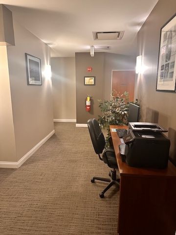 8 W Monroe Street 1206, Chicago, IL 60603