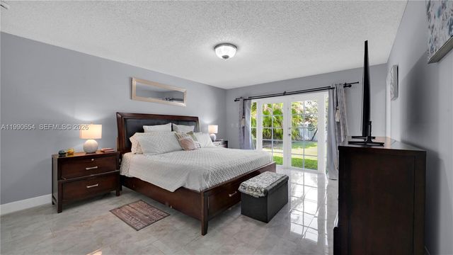 10500 SW 159th Ct, Miami, FL 33196