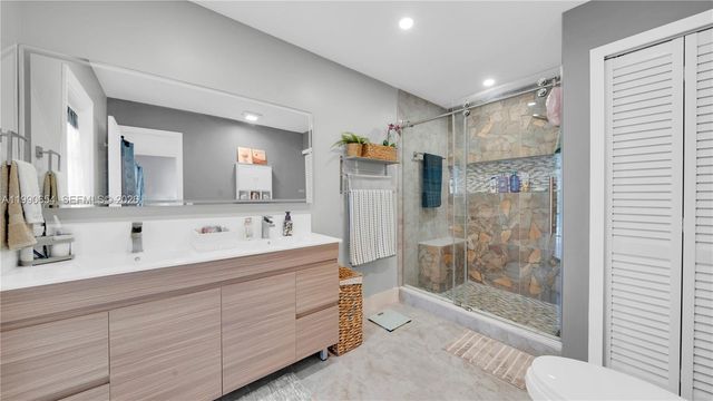 10500 SW 159th Ct, Miami, FL 33196