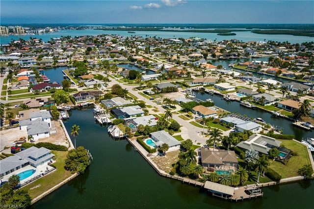 756 Apple CT, Marco Island, FL 34145