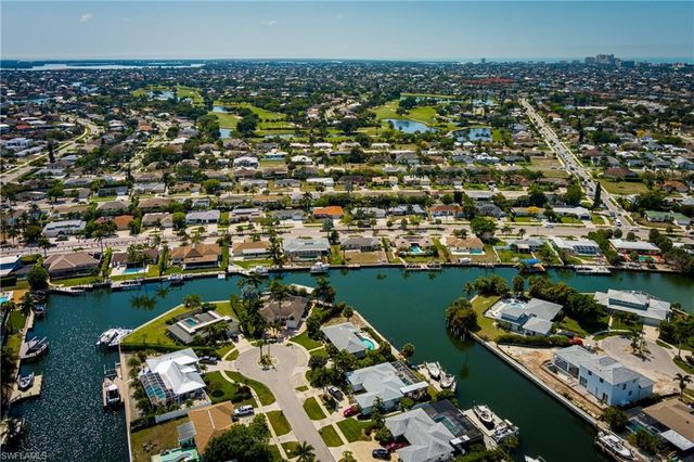 756 Apple CT, Marco Island, FL 34145