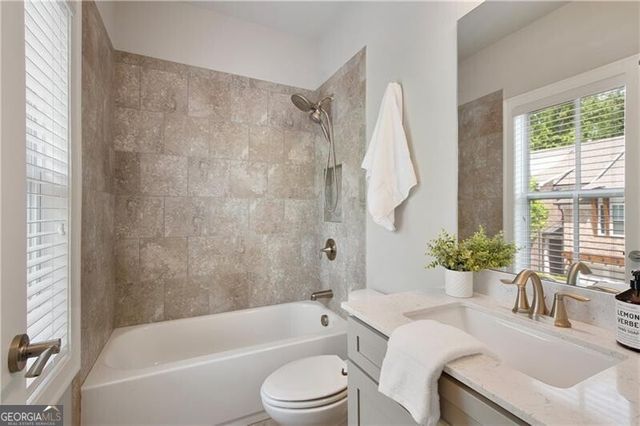 5227 Cresslyn Ridge, Johns Creek, GA 30005