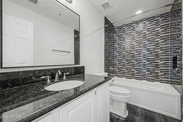 9289 E BLANCHE Drive, Scottsdale, AZ 85260