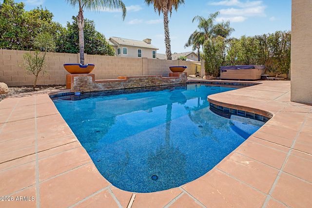 9289 E BLANCHE Drive, Scottsdale, AZ 85260
