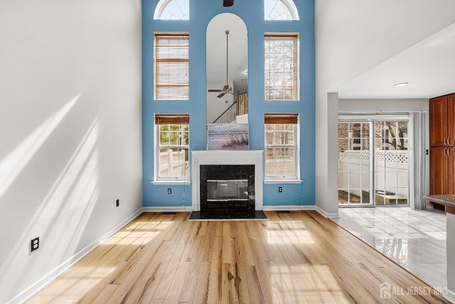 12 Hopkins Court, Plainsboro, NJ 08536