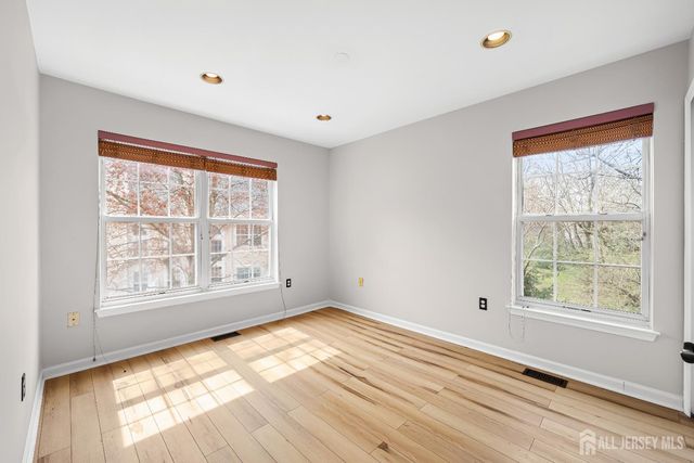 12 Hopkins Court, Plainsboro, NJ 08536