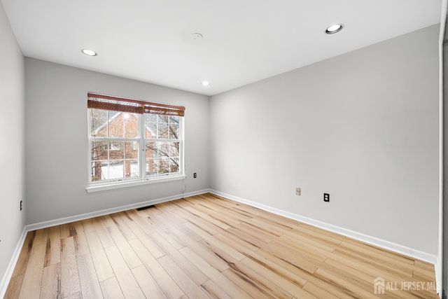 12 Hopkins Court, Plainsboro, NJ 08536