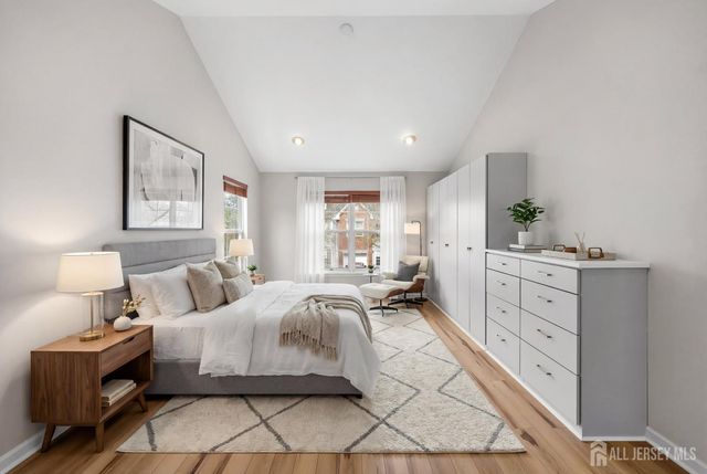 12 Hopkins Court, Plainsboro, NJ 08536