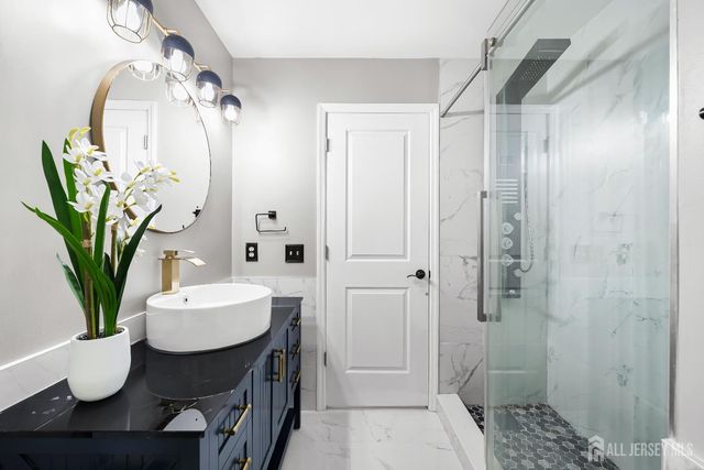 12 Hopkins Court, Plainsboro, NJ 08536