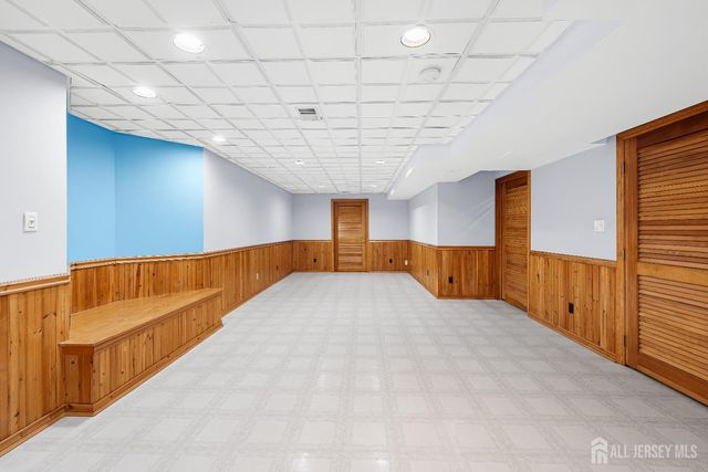 12 Hopkins Court, Plainsboro, NJ 08536