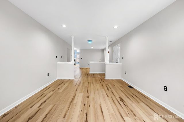 12 Hopkins Court, Plainsboro, NJ 08536